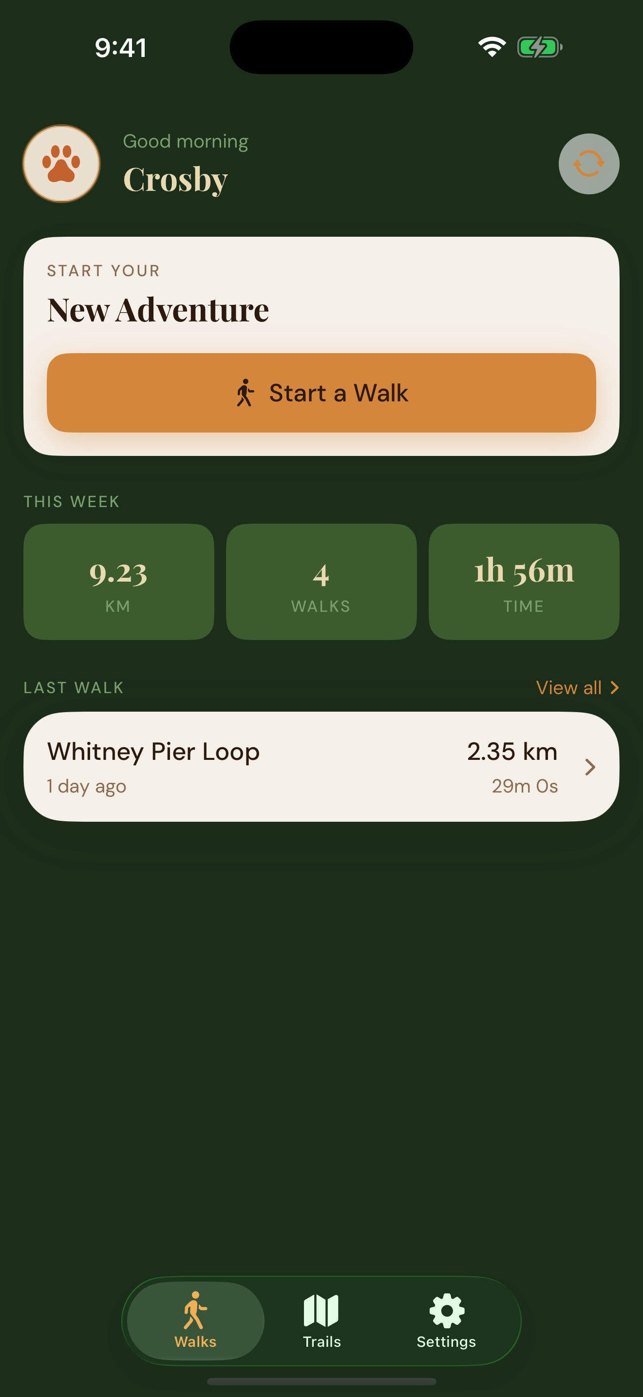CrosbyTrails dashboard showing the active dog, weekly goal, daily streak, and last walk card.